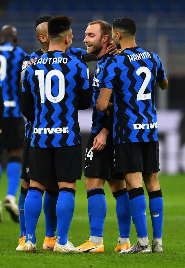 比利时碾压AC米兰,若日尼奥统治全场 比利时碾压AC米兰,若日尼奥统治全场