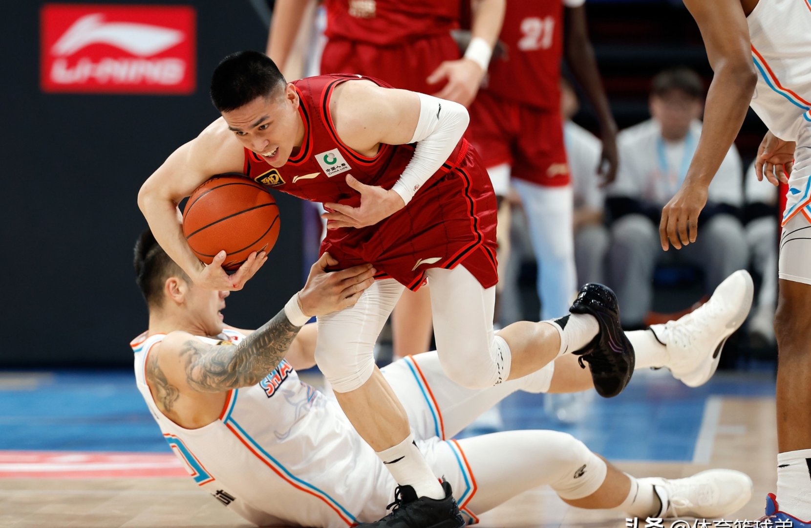 全力以赴的球员们将在这场风云战中较量