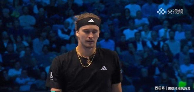 年终总决赛翻盘澳网,兹维列夫关键制胜 年终总决赛翻盘澳网,兹维列夫关键制胜