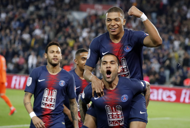 比克塔利亚一击致胜，助球队夺得关键三分