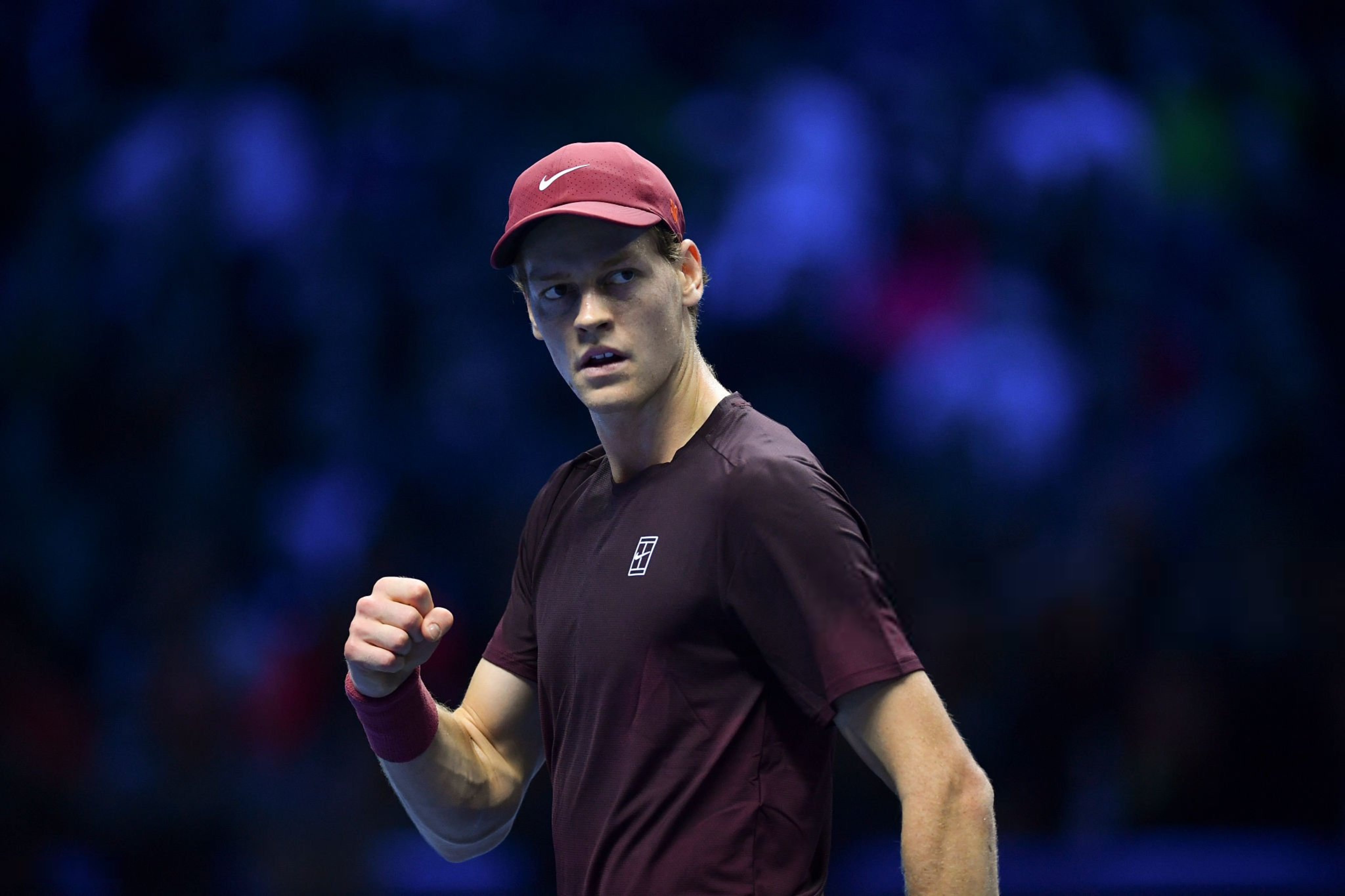 ATP总决赛完胜拉沃尔杯,辛纳高光表现 ATP总决赛完胜拉沃尔杯,辛纳高光表现