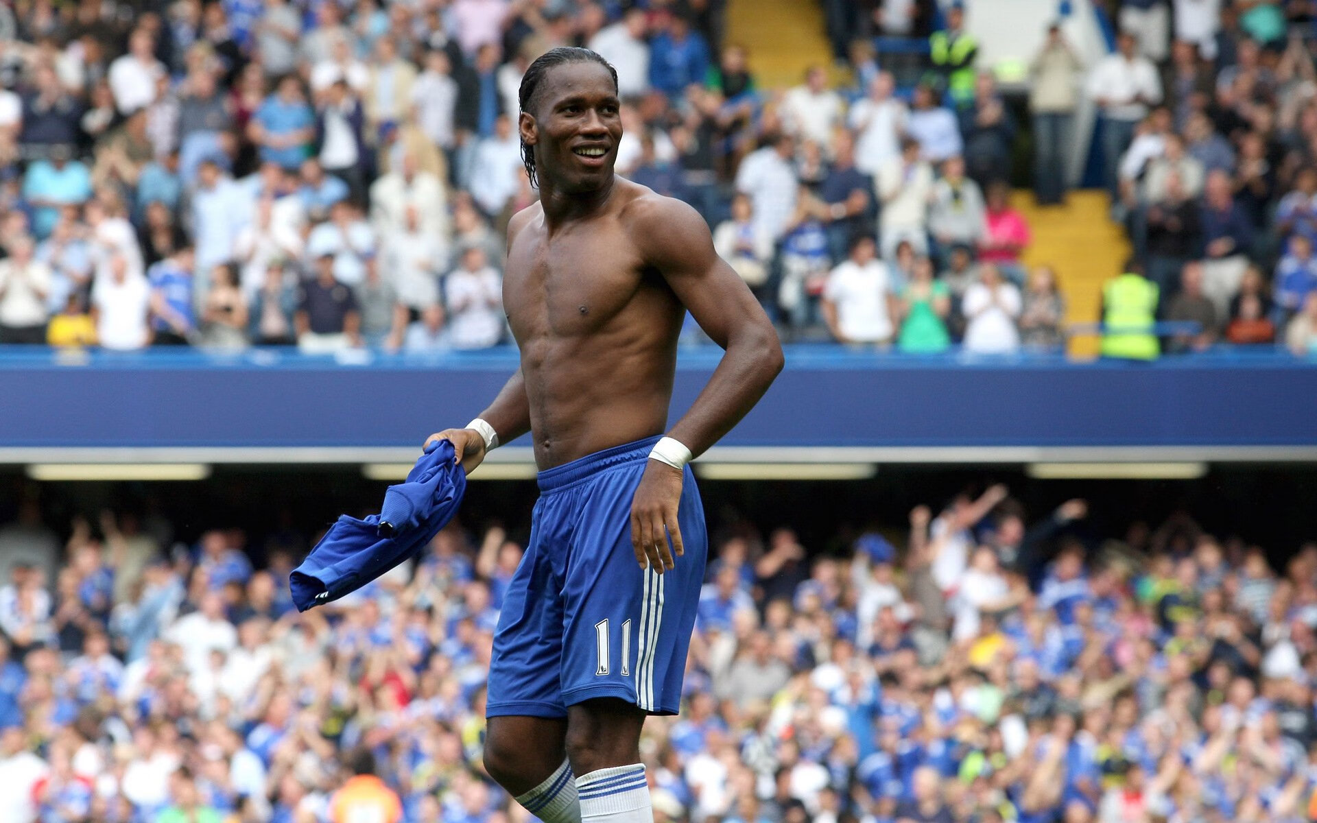 巴萨轻取葡萄牙，内马尔成为关键先生