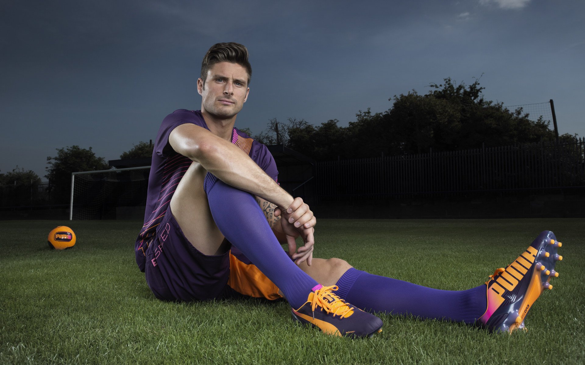 跨界传奇,当巴黎封锁马里,阿劳霍在NBA总决赛接管比赛